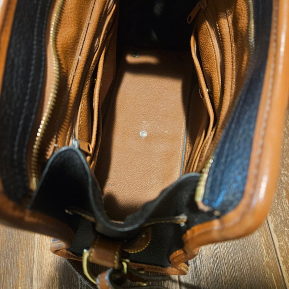 Women's Dooney & Bourke Vintage Pebbled Leather Buckle Satchel Black Brown - Picture 6 of 15